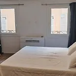 Studio Centre Historique 200 M De La Mairie - Climatise